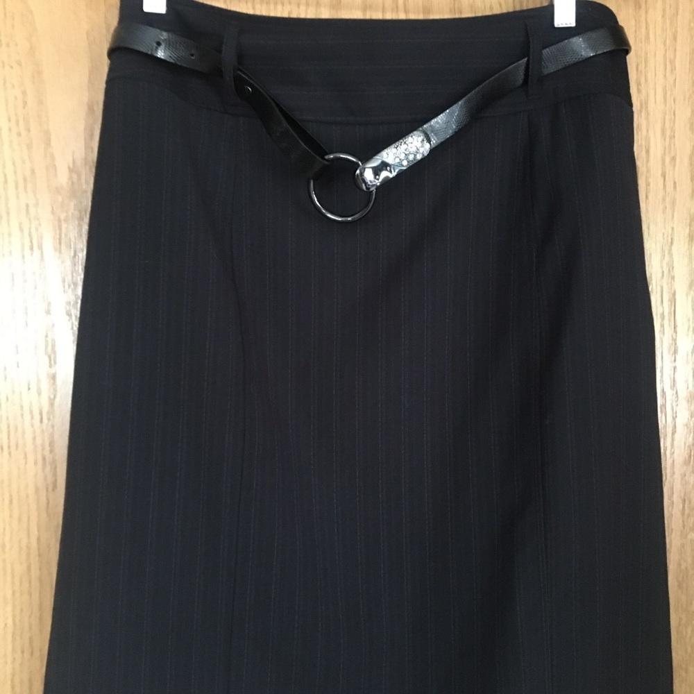Pin striped skirt